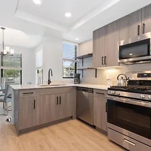 Pure Furnished Two Bed Apts Pool Gym Quarter Kierland Commons , Scottsdale United States